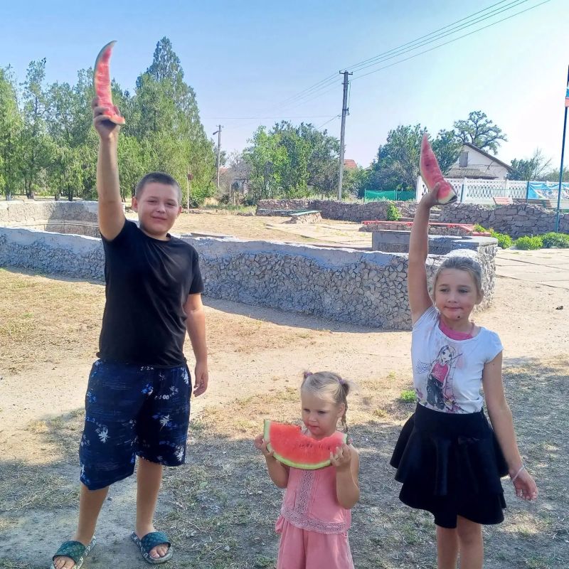 В учреждениях культуры сёл Волынское и Фёдоровка детям рассказали о пользе арбуза В учреждениях культуры сёл Волынское и Фёдоровка детям рассказали о пользе арбуза