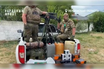 Волонтеры Народного фронта оснастили мобильные огневые группы на Херсонщине тепловизорами и приборами ночного видения