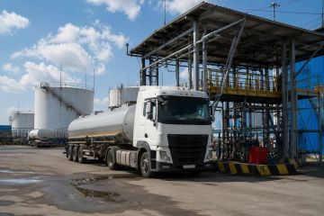 Поставки топлива для Херсонской области взяли на особый контроль на федеральном уровне