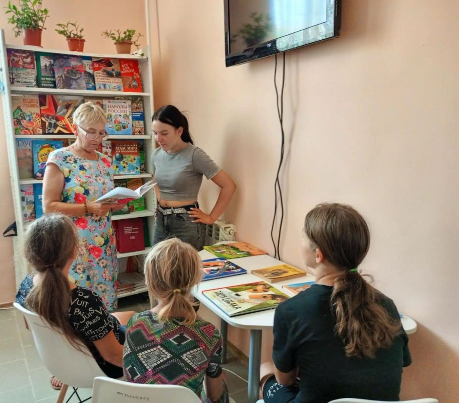 К Всемирному дню защиты бездомных животных в Богдановской библиотеке прошла акция «Подари лапу дружбы» К Всемирному дню защиты бездомных животных в Богдановской библиотеке прошла акция «Подари лапу дружбы»