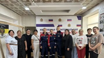 Студенты-спасатели провели тренировку для членов избиркомов в Херсонской области