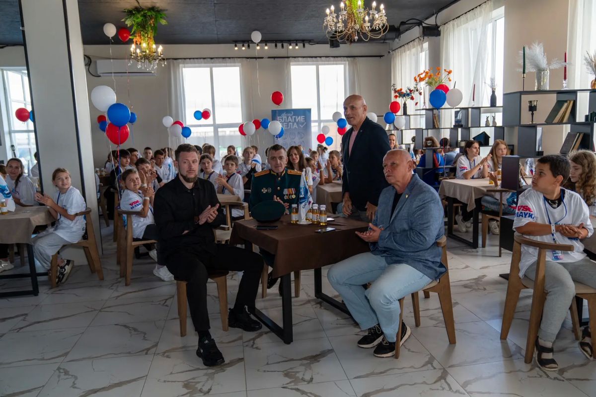 Итоги рабочей поездки. Председатель Совета депутатов Горностаевского муниципального округа Игорь Таранов принял участие в двух значимых мероприятиях: Всероссийском форуме «Развитие малых городов и исторических поселений» в... Итоги рабочей поездки. Председатель Совета депутатов Горностаевского муниципального округа Игорь Таранов принял участие в двух значимых мероприятиях: Всероссийском форуме «Развитие малых городов и исторических поселений» в...