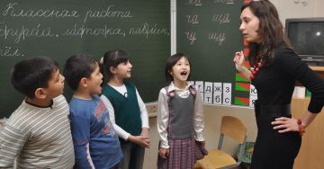 «Странная инициатива, а по сути саботаж федерального закона»: Чиновники создают лазейку для «незнаек» мигрантов