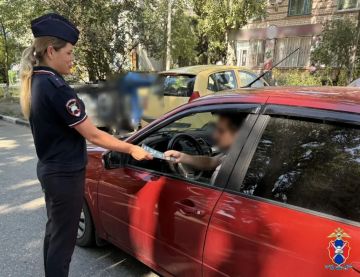 В Каланчакском округе Херсонской области сотрудники Госавтоинспекции провели профилактические беседы с водителями