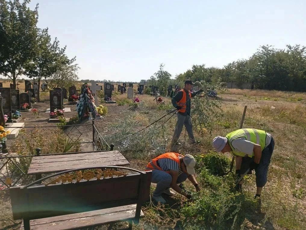 Благоустройство Геническа и населённых пунктов округа: итоги рабочего дня МКУ «Горжилстрой» Благоустройство Геническа и населённых пунктов округа: итоги рабочего дня МКУ «Горжилстрой»