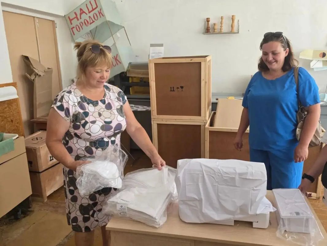 Обычно перед 1 сентября у детей спрашивают: «Ты к школе готов?» А в этот раз родители решили проверить, готовы ли сами школы Обычно перед 1 сентября у детей спрашивают: «Ты к школе готов?» А в этот раз родители решили проверить, готовы ли сами школы