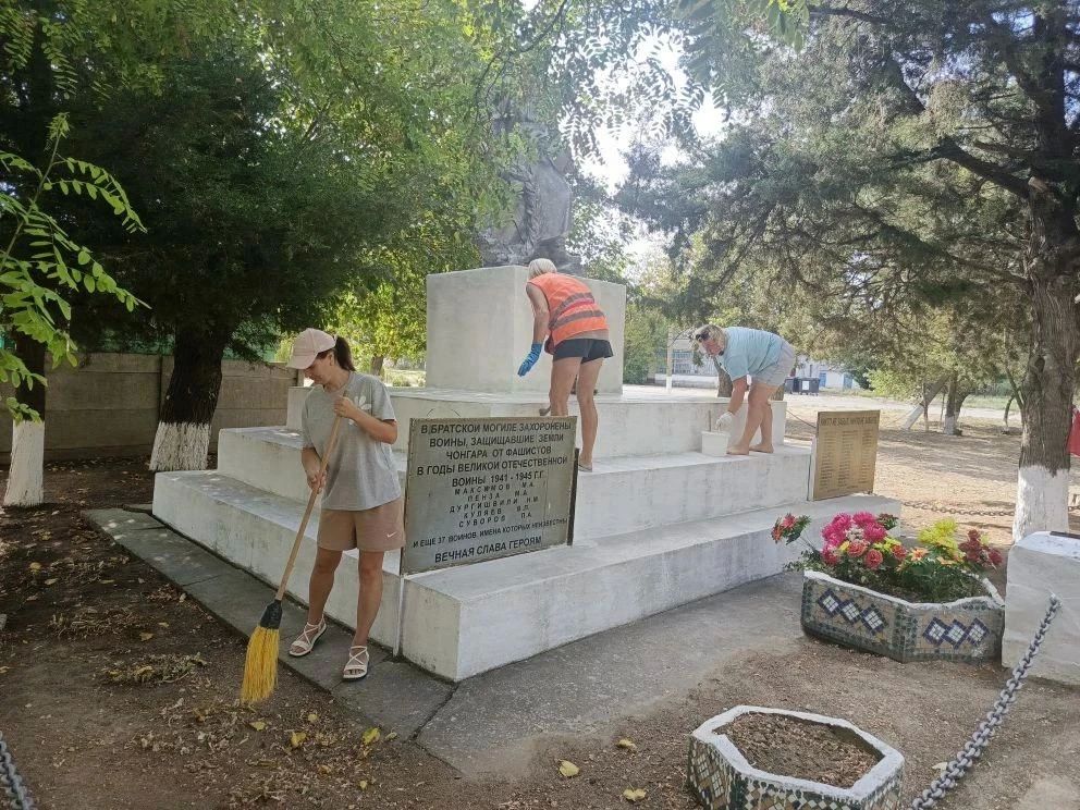 Патриотизм в действии: Уход за мемориалом Патриотизм в действии: Уход за мемориалом