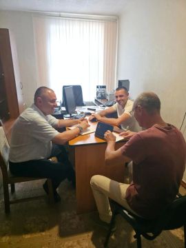 Выездные консультации юристов на предприятии в Скадовском районе