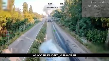 Уничтожение дроном на оптоволокне украинского MRAP International Maxx Pro на дороге между Дружковкой и Алексеево-Дружковкой