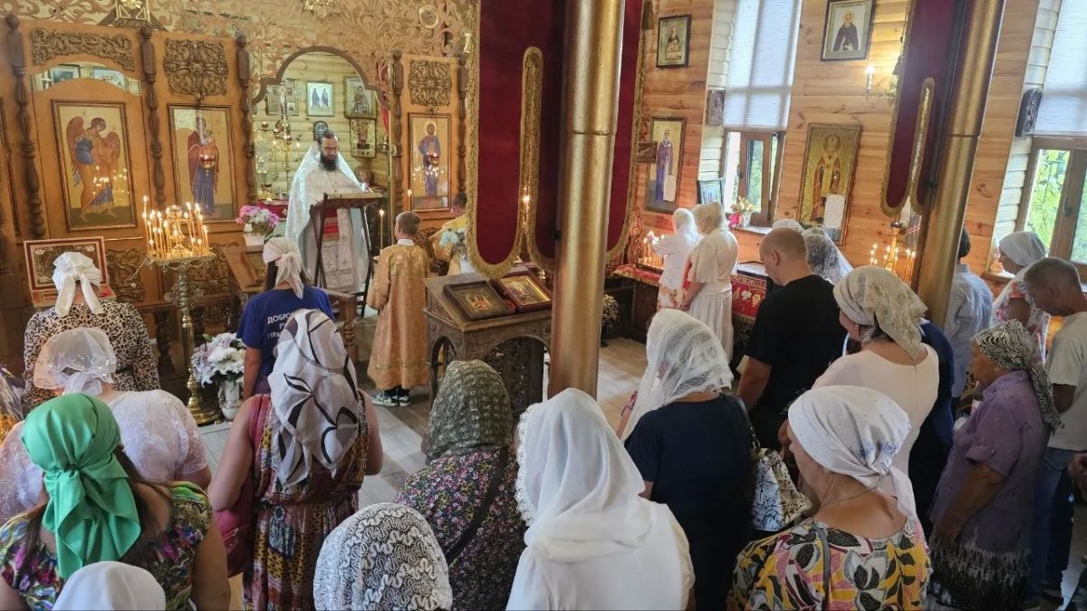 Праздник Преображения Господня в Скадовске: светлый день и благословенные плоды Праздник Преображения Господня в Скадовске: светлый день и благословенные плоды