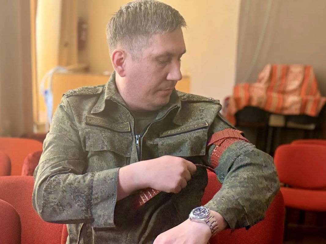 Офицеры СК России посетили лекцию по оказанию первой медицинской помощи Офицеры СК России посетили лекцию по оказанию первой медицинской помощи
