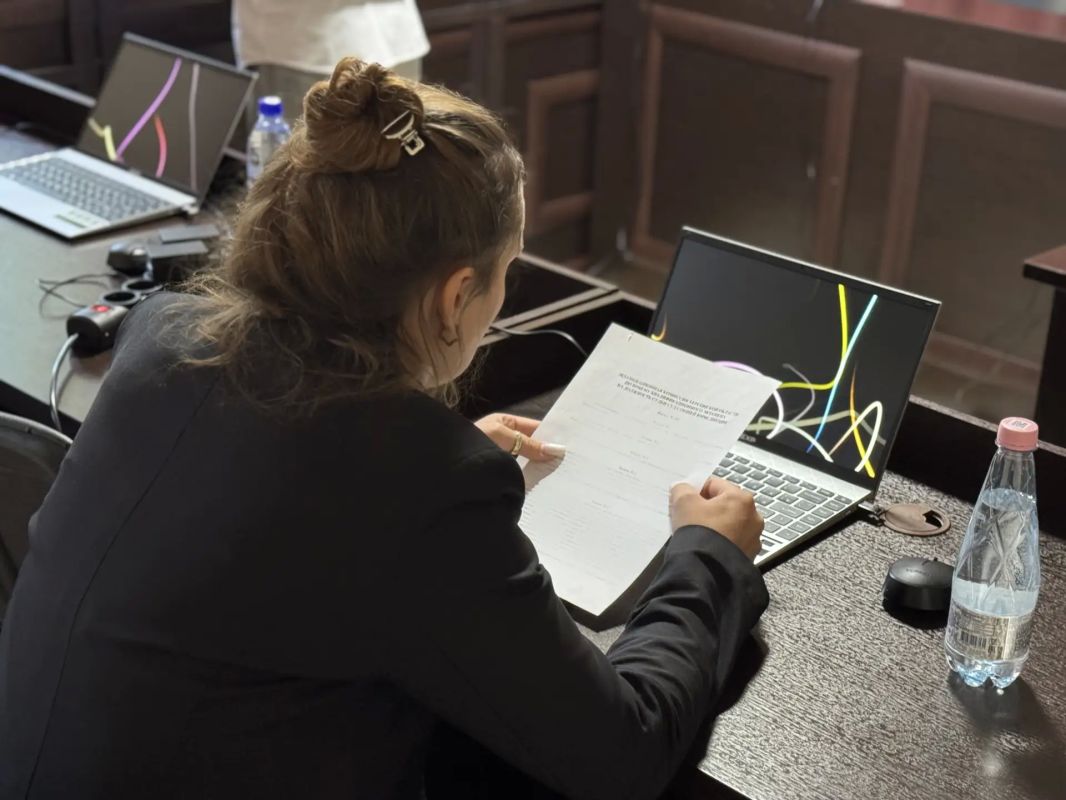 В Херсонском областном суде состоялось очередное заседание Экзаменационной комиссии В Херсонском областном суде состоялось очередное заседание Экзаменационной комиссии