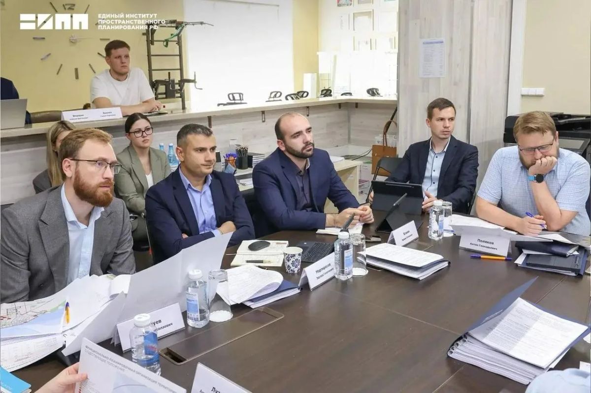 В Каховке построят оборудование для переработки сельхозпродукции, асфальтобетонный завод, речной грузовой порт и почти 300 тысяч кв м жилья В Каховке построят оборудование для переработки сельхозпродукции, асфальтобетонный завод, речной грузовой порт и почти 300 тысяч кв м жилья