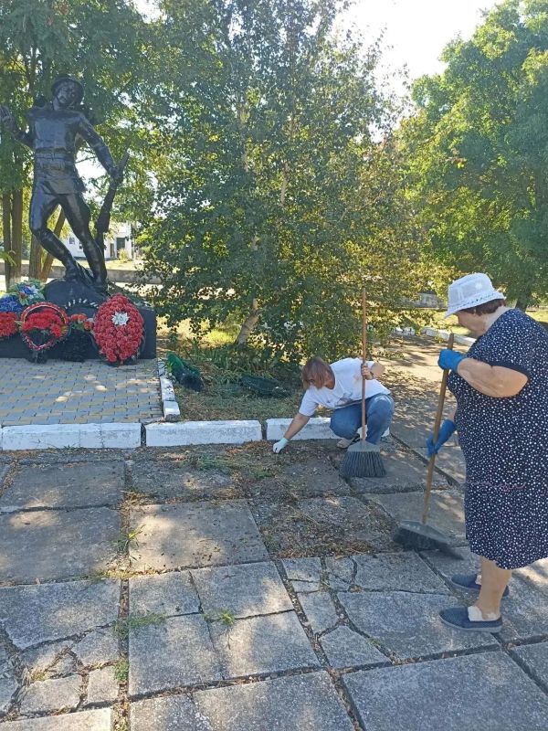 Акция «Цвета Родины» объединила жителей Чонгара Акция «Цвета Родины» объединила жителей Чонгара