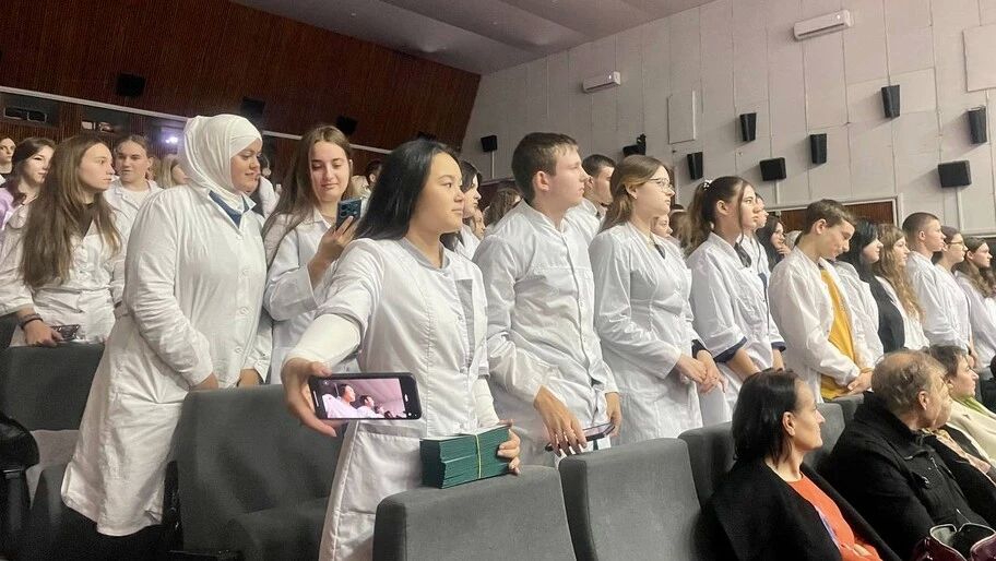 Генический медколледж продлили срок приема документов от абитуриентов