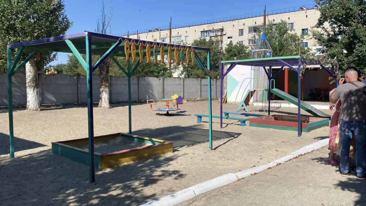 Владимир Сальдо: Дворы детских садов будем обновлять вместе с родителями Владимир Сальдо: Дворы детских садов будем обновлять вместе с родителями