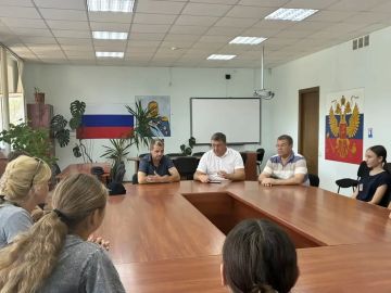 Встреча молодёжного актива с ветераном СВО состоялась в пгт Ивановка