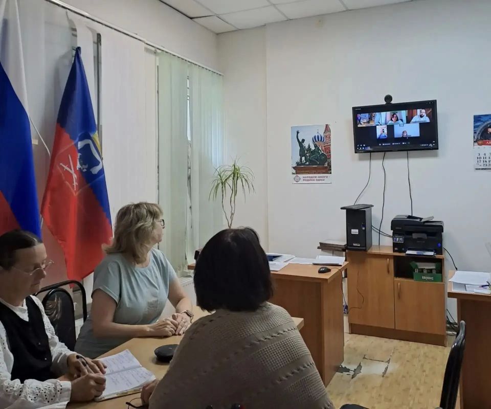В администрации Каховского муниципального округа состоялось совещание по реализации проекта «Дом, в котором живёт доброта» — победителя конкурса Фонда президентских грантов В администрации Каховского муниципального округа состоялось совещание по реализации проекта «Дом, в котором живёт доброта» — победителя конкурса Фонда президентских грантов