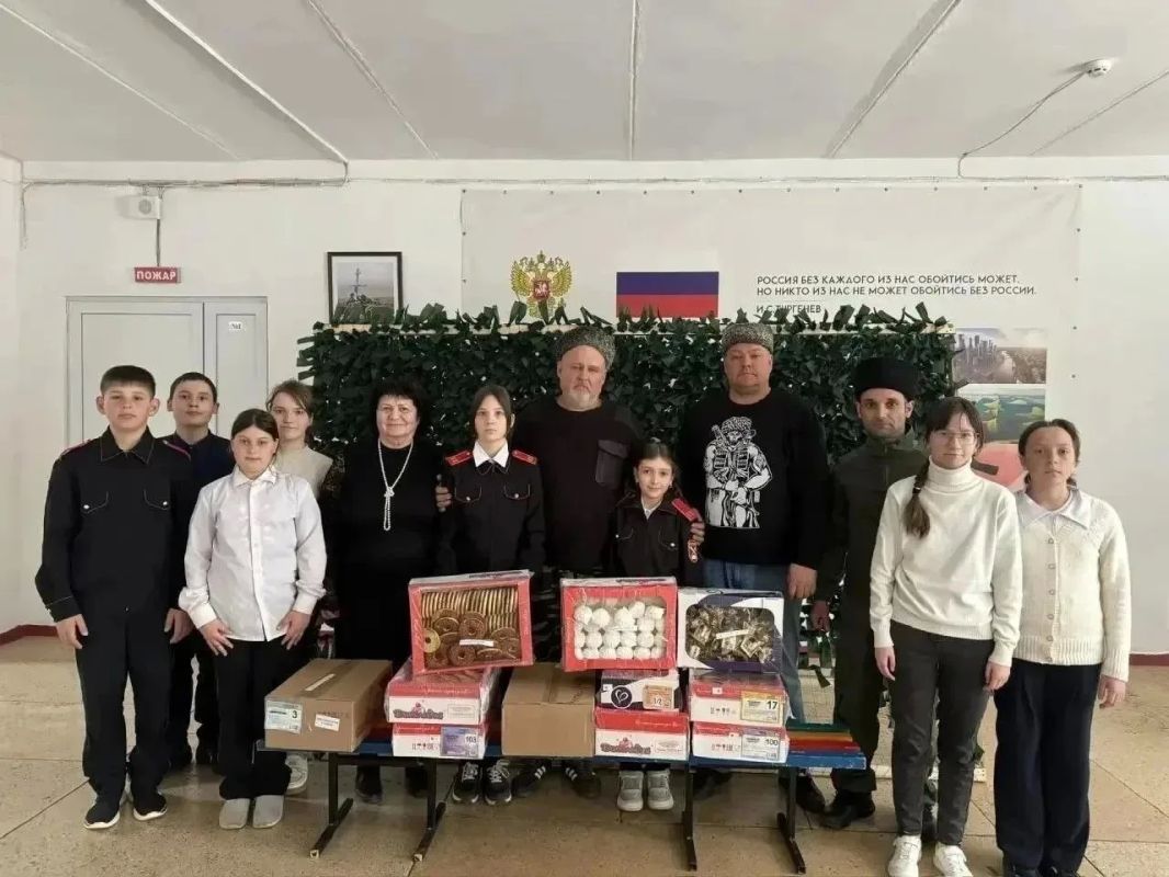Связь в Чаплинском округе восстановили с помощью генераторов — Сальдо Связь в Чаплинском округе восстановили с помощью генераторов — Сальдо