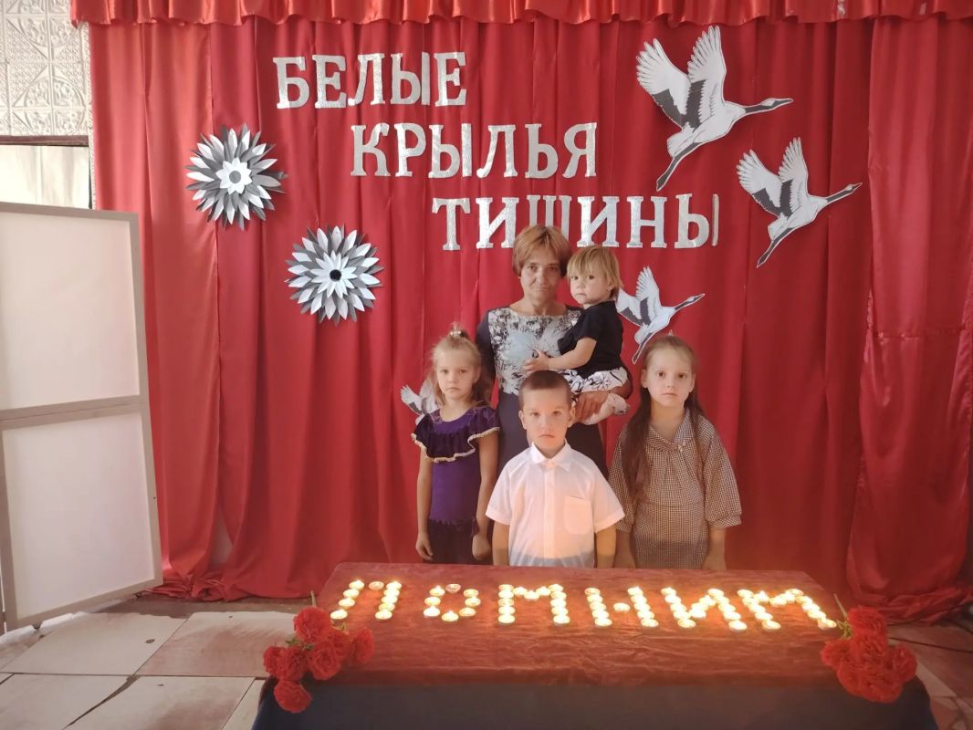 «Белые крылья тишины»: в Раздольненском СК прошёл Час памяти «Белые крылья тишины»: в Раздольненском СК прошёл Час памяти