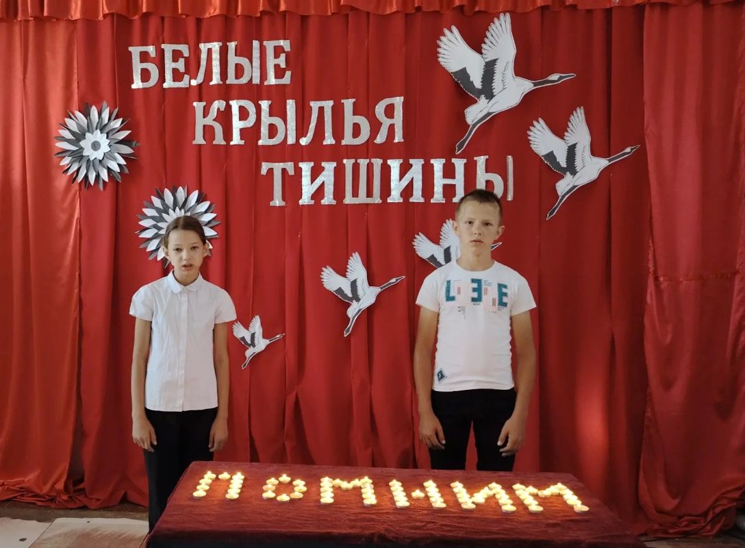 «Белые крылья тишины»: в Раздольненском СК прошёл Час памяти «Белые крылья тишины»: в Раздольненском СК прошёл Час памяти