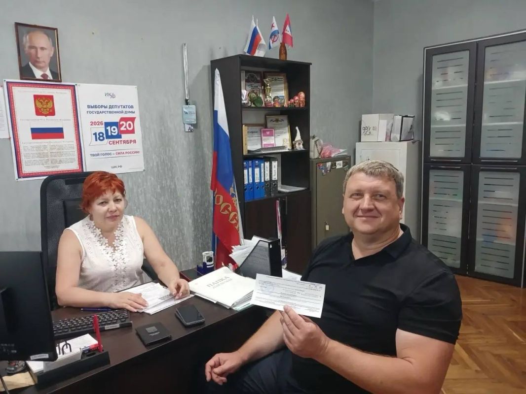 Муниципальные служащие присоединяются к «Мобильному избирателю» Муниципальные служащие присоединяются к «Мобильному избирателю»
