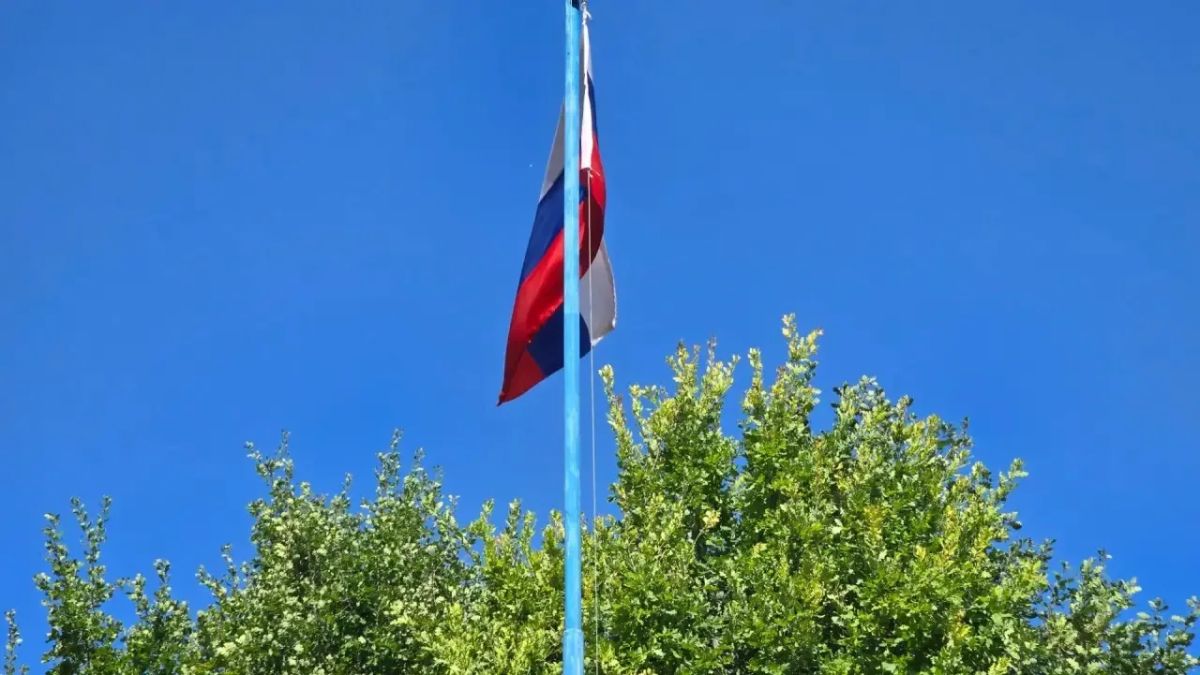 В Ивановке состоялся торжественный митинг в честь Дня Государственного флага России! В Ивановке состоялся торжественный митинг в честь Дня Государственного флага России!