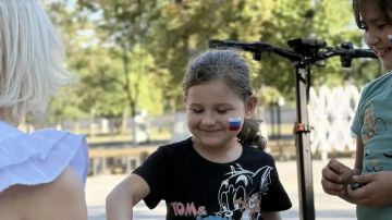 В Геническе прошел фестиваль «Триколор»