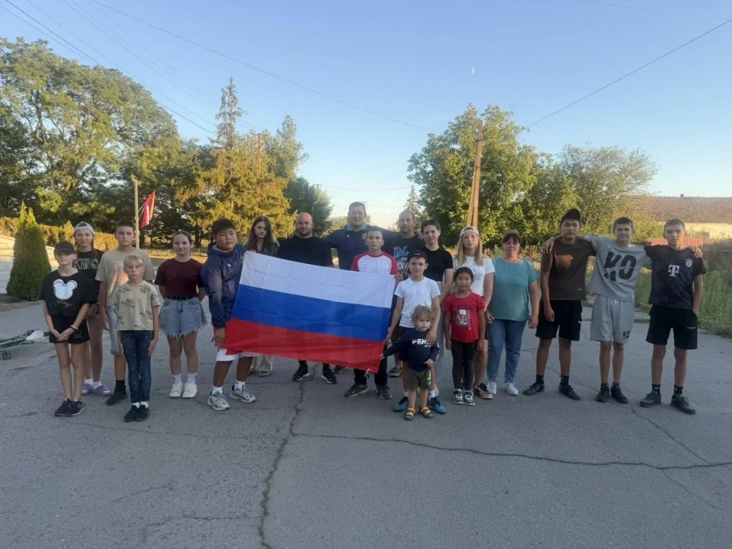 Александр Дудка: Забег ко Дню Государственного флага РФ прошёл в Тарасовке!