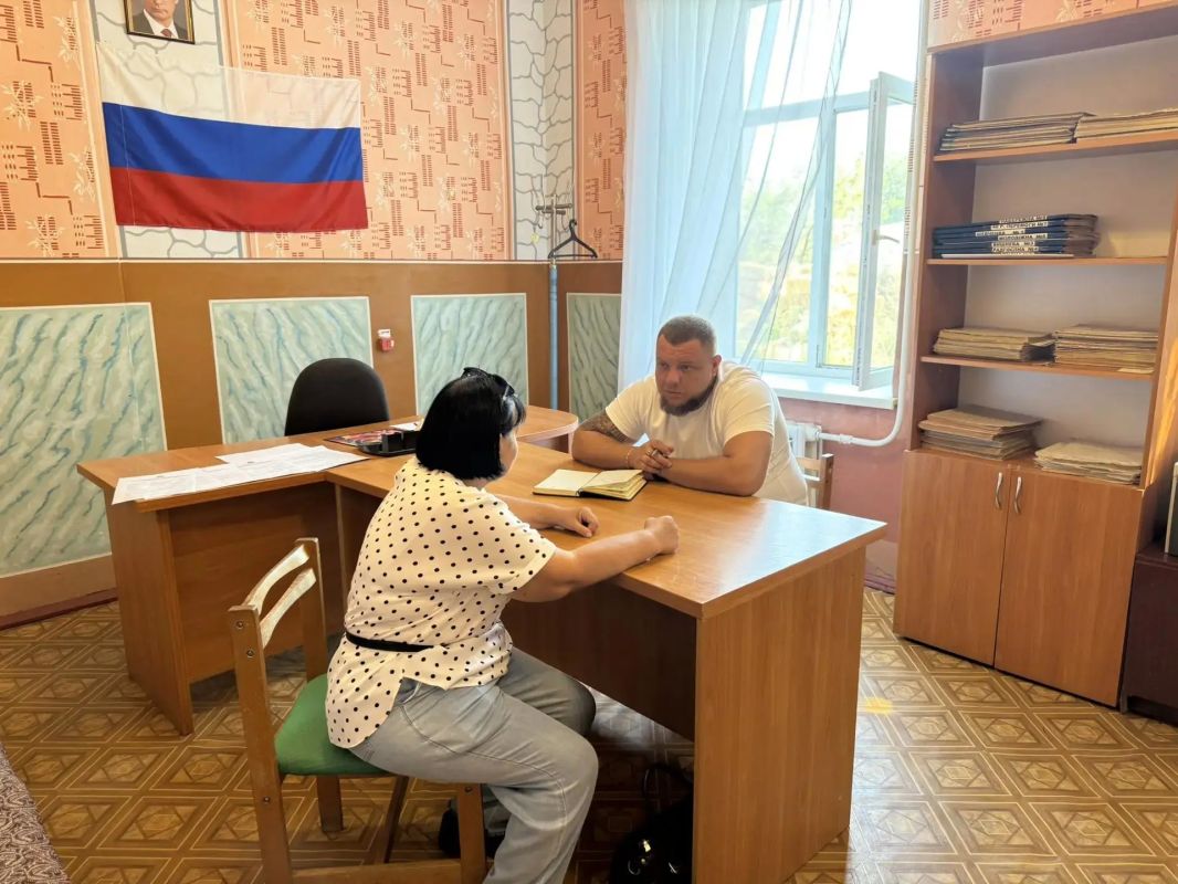 Начальник ТУ «Шевченко» провёл приём граждан в Ульяновке Начальник ТУ «Шевченко» провёл приём граждан в Ульяновке
