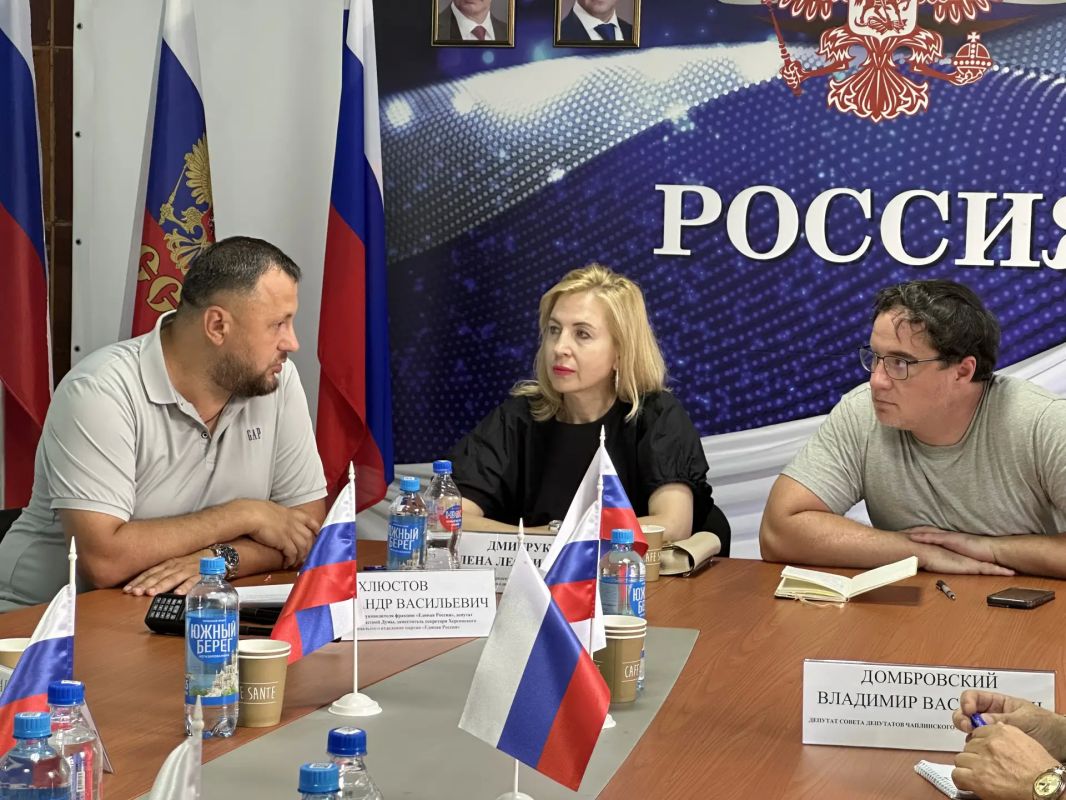 В Чаплинском округе вновь встретилась с предпринимателями по вопросам их деятельности в текущий непростой период