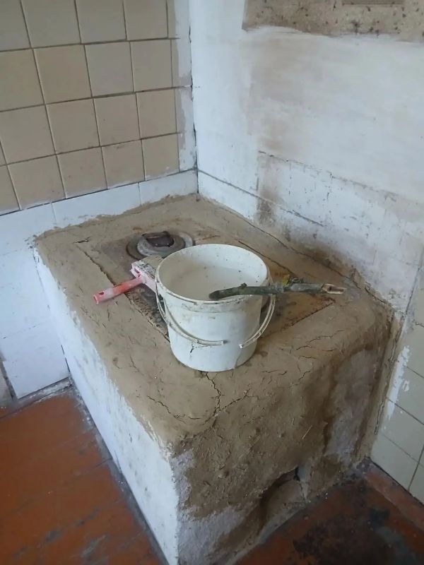 Социальные работники Чаплинского центра социального обслуживания никогда не оставляют без заботы и внимания своих подопечных, получателей социальных услуг: оказывают помощь в побелке печи, наводят порядок на приусадебных... Социальные работники Чаплинского центра социального обслуживания никогда не оставляют без заботы и внимания своих подопечных, получателей социальных услуг: оказывают помощь в побелке печи, наводят порядок на приусадебных...