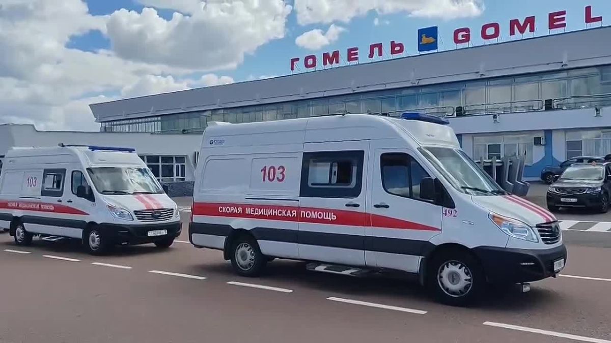 Десять российских бойцов вернулись на Родину из украинского плена, сообщила Яна Лантратова