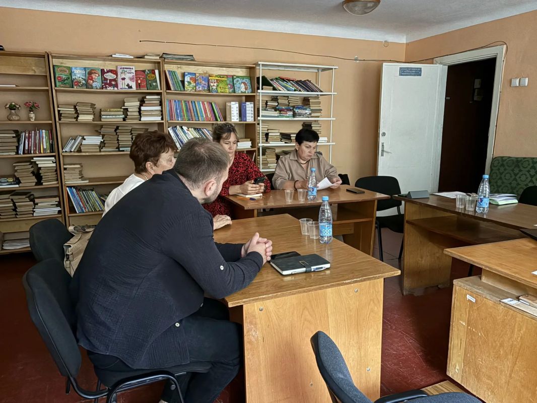 В Новой Каховке состоялось заседание Комиссии по делам несовершеннолетних В Новой Каховке состоялось заседание Комиссии по делам несовершеннолетних