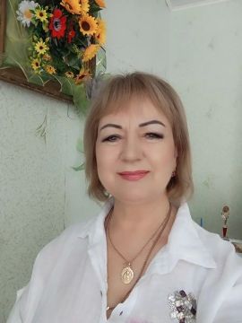 За значительный вклад в развитие системы образования региона депутат Херсонской областной Думы от фракции КПРФ, заведующая Геническим детским садом «Теремок» Валентина Владимировна Кокуль отмечена Благодарностью Министерства...
