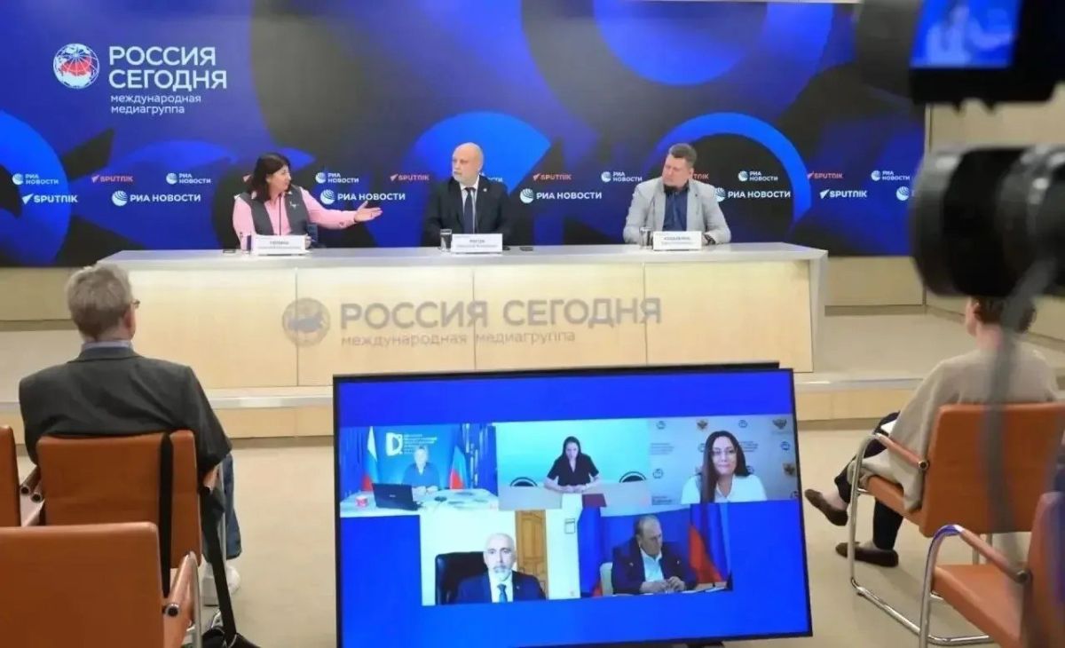 Владимир Сальдо: ХГПУ всё увереннее привлекает будущих педагогов Владимир Сальдо: ХГПУ всё увереннее привлекает будущих педагогов