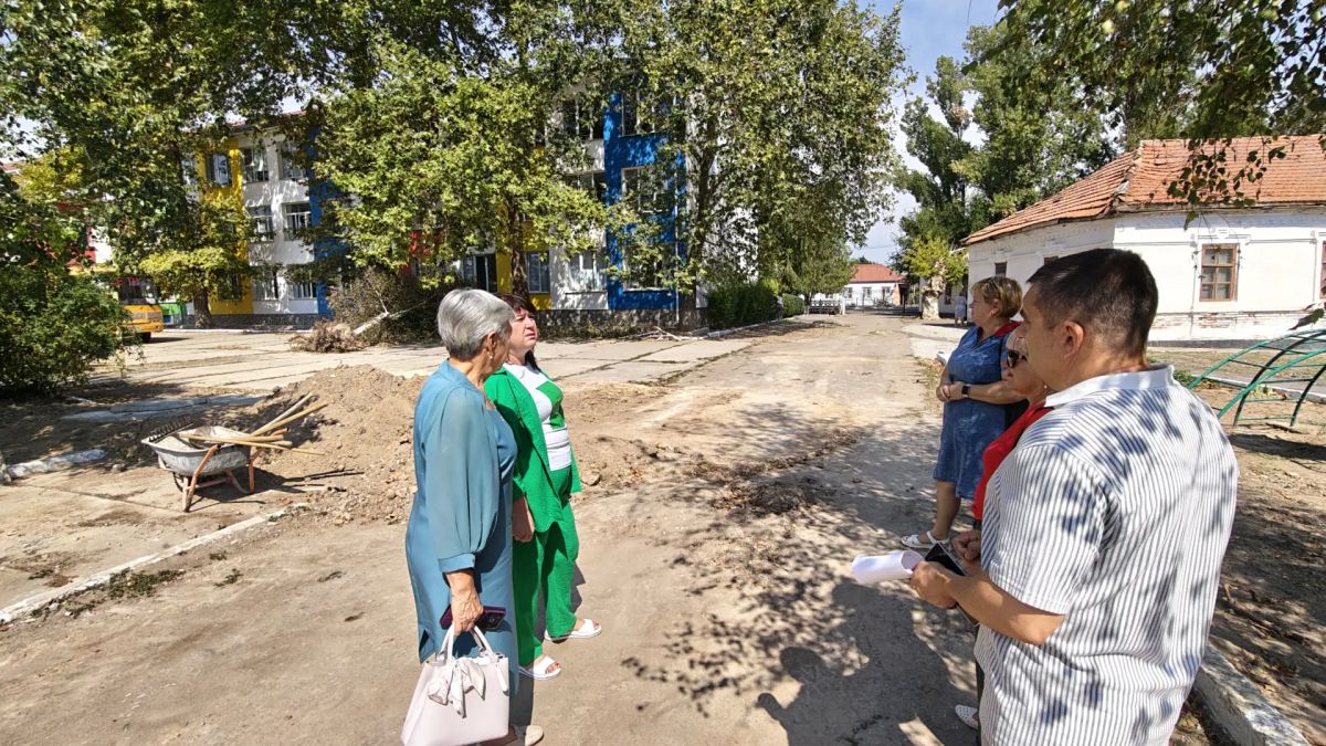 «Родительская приёмка» в Каланчакской школе № 1: флагманская площадка готова к новому учебному году! «Родительская приёмка» в Каланчакской школе № 1: флагманская площадка готова к новому учебному году!
