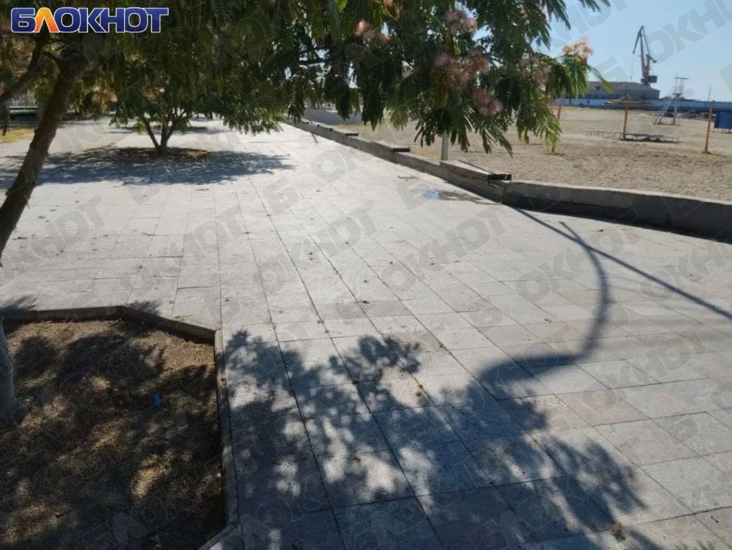 Пляжи Скадовска между уборкой и запретом Пляжи Скадовска между уборкой и запретом