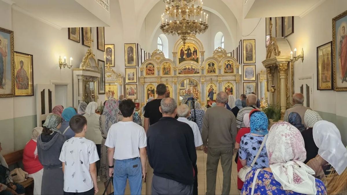 В праздник Успения Пресвятой Богородицы в храмах Скадовского округа прошли Божественные литургии В праздник Успения Пресвятой Богородицы в храмах Скадовского округа прошли Божественные литургии