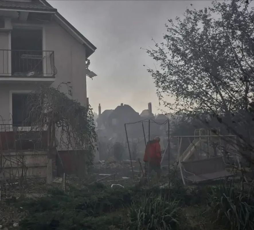 Под Киевом ад на складе ВСУ в жилой застройке Под Киевом ад на складе ВСУ в жилой застройке