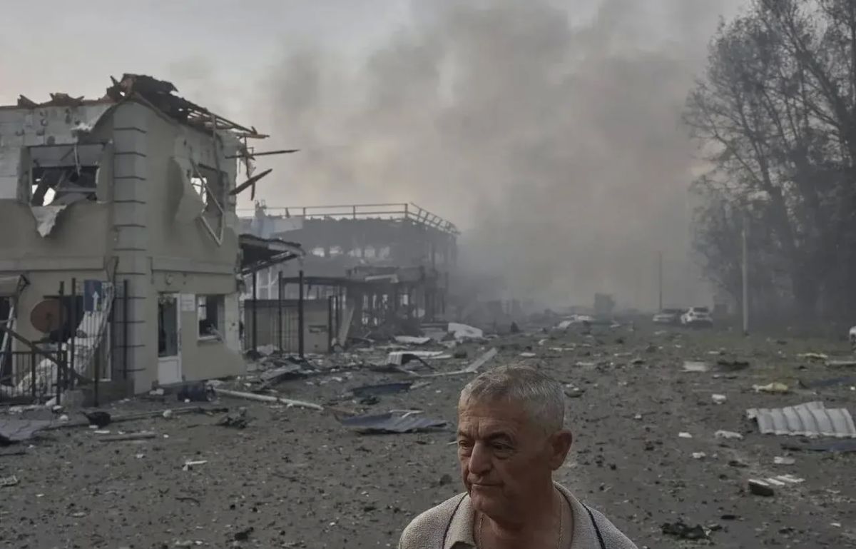 Под Киевом ад на складе ВСУ в жилой застройке Под Киевом ад на складе ВСУ в жилой застройке