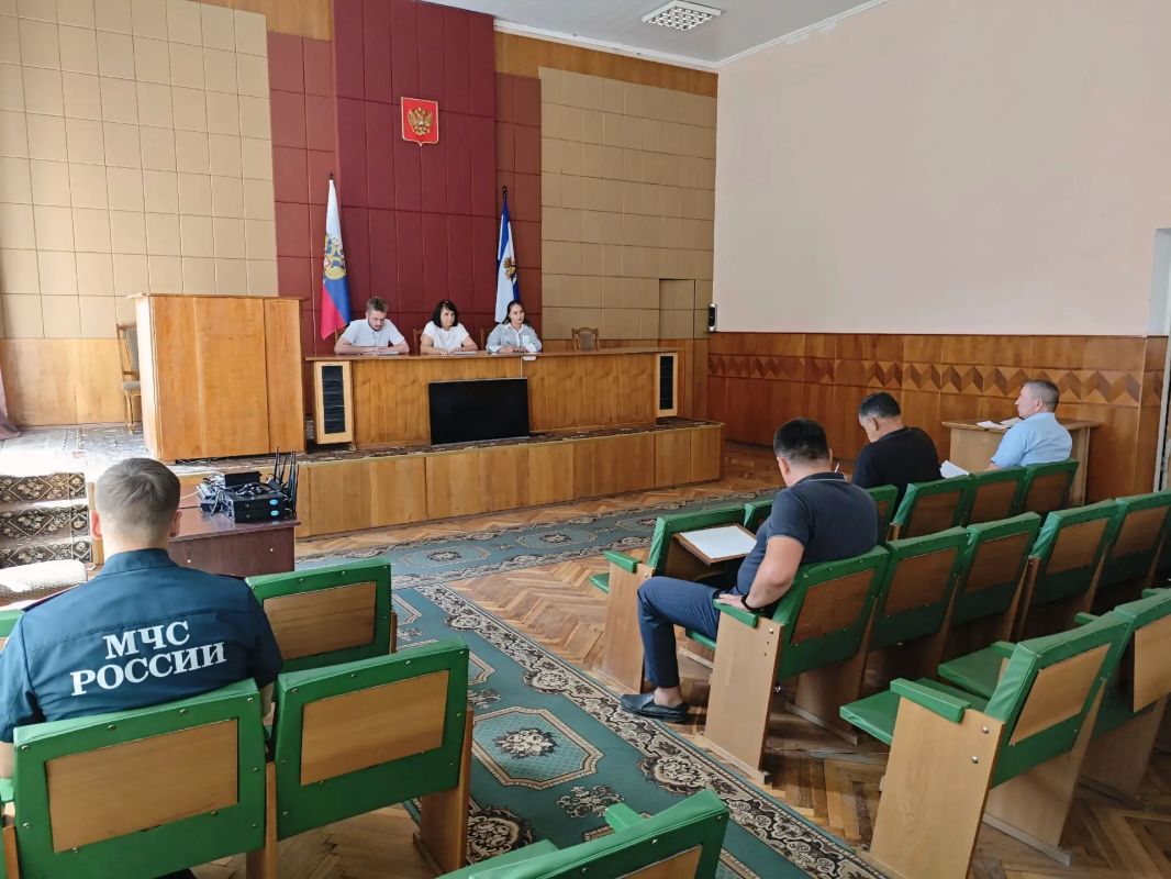 В Администрации Новотроицкого муниципального округа прошло заседание Комиссии по противодействию экстремизму и терроризму на территории округа В Администрации Новотроицкого муниципального округа прошло заседание Комиссии по противодействию экстремизму и терроризму на территории округа