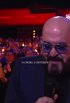 Календарь пока не трогаем. Рано!
