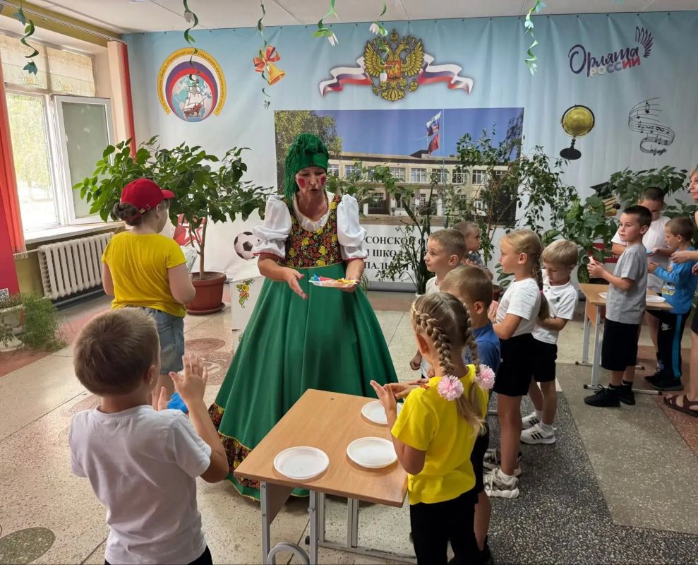 С днём рождения, 1-й класс! Праздник в Приморской школе С днём рождения, 1-й класс! Праздник в Приморской школе