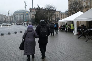 Подготовка к тьме: Власти Киева формируют списки на эвакуацию 200 тысяч человек из-за угрозы тотального блэкаута
