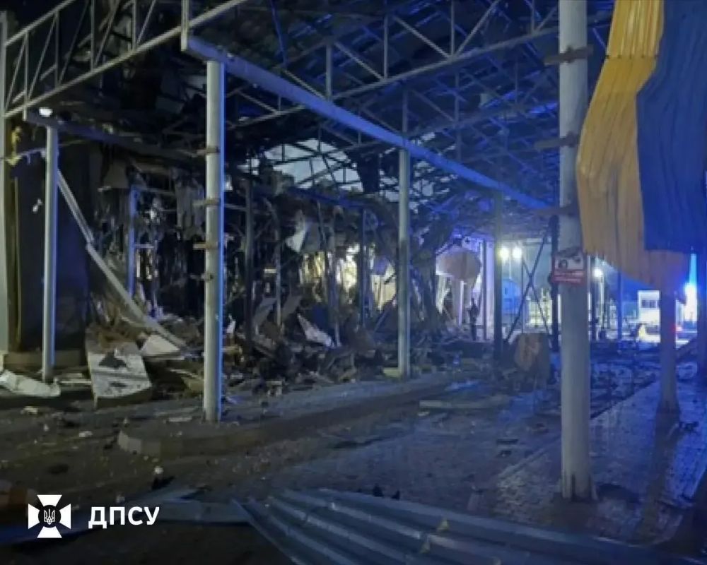 Пункт пропуска «Орловка» на границе с Румынией сгорел дотла