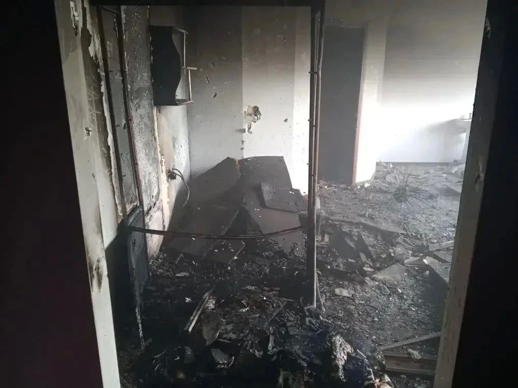 ВСУ атаковали дроном административное здание в Горностаевском округе ВСУ атаковали дроном административное здание в Горностаевском округе