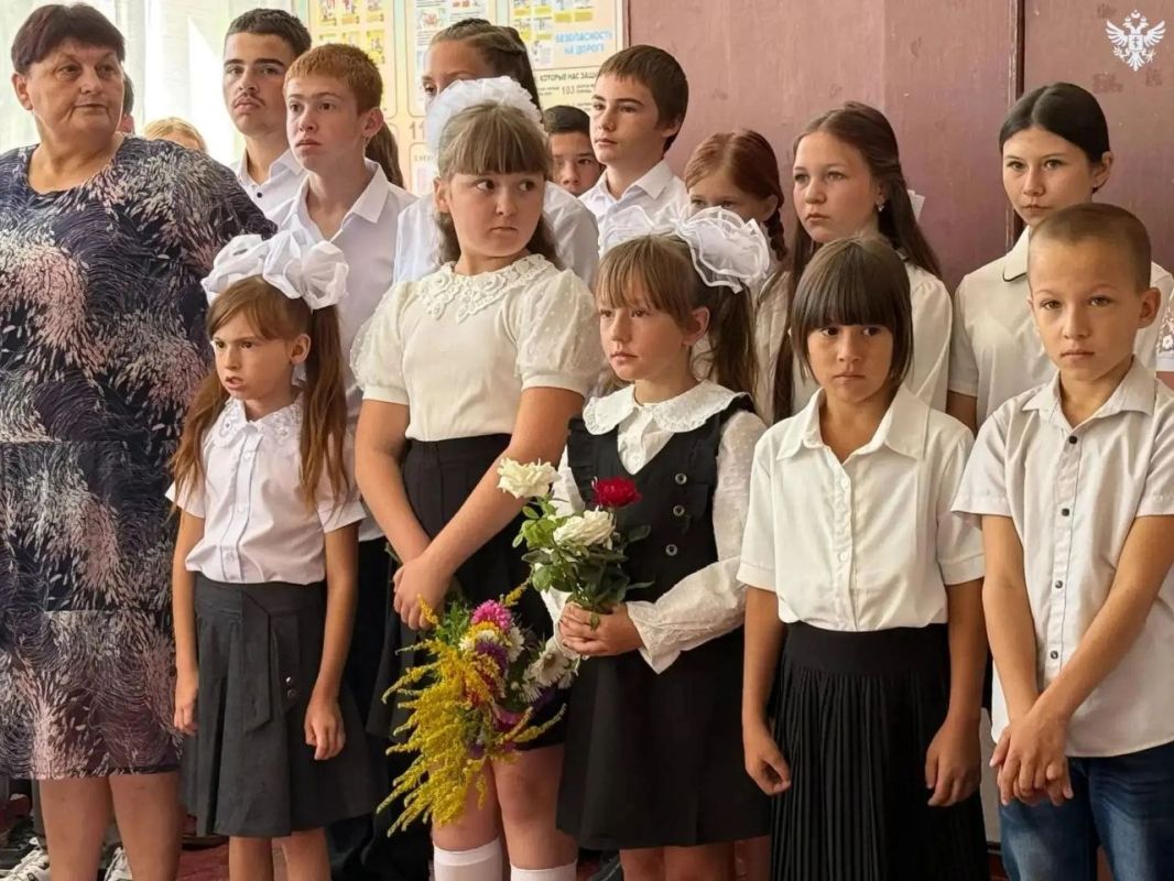 Павел Шувалкин посетил Подовскую школу в День знаний Павел Шувалкин посетил Подовскую школу в День знаний