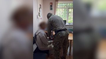 Оперативники ФСБ задержали на Камчатке местную жительницу по подозрению в госизмене