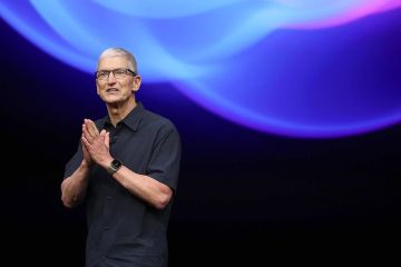 Тим Кук ушёл с поста главы Apple спустя 15 лет